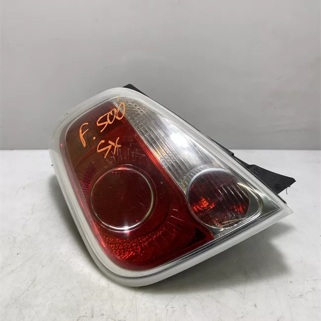 Fanale posteriore sinistro