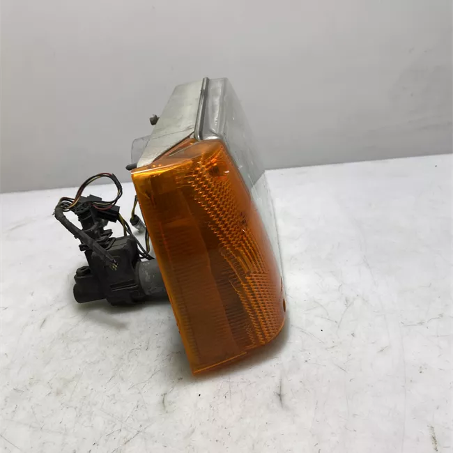 Proiettore destro CARELLO Arancio