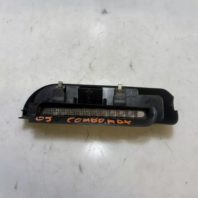 Fanale stop supplementare destro