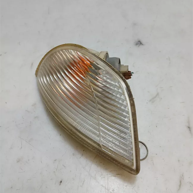 Fanalino direzione anteriore destro