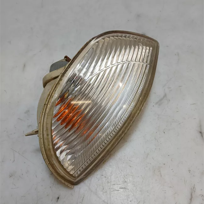 Fanalino direzione anteriore destro