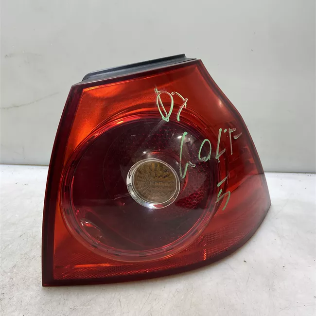 Fanale posteriore parte esterno destro