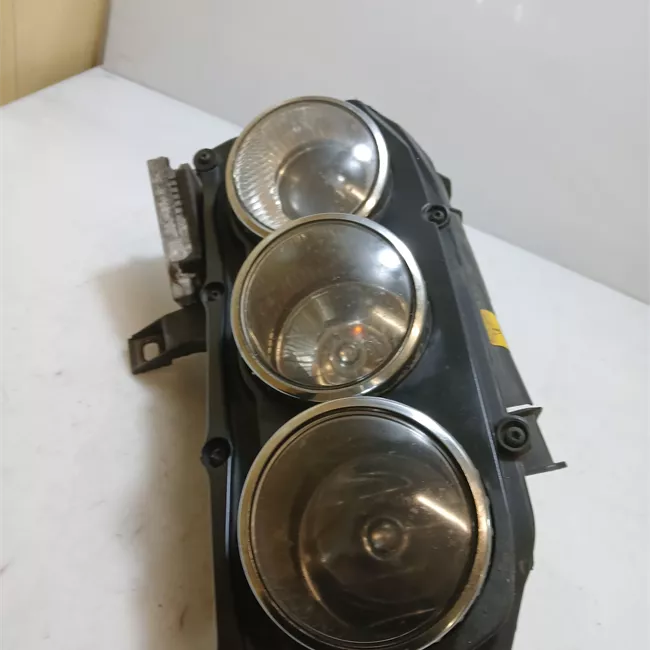 Proiettore destro Xeno