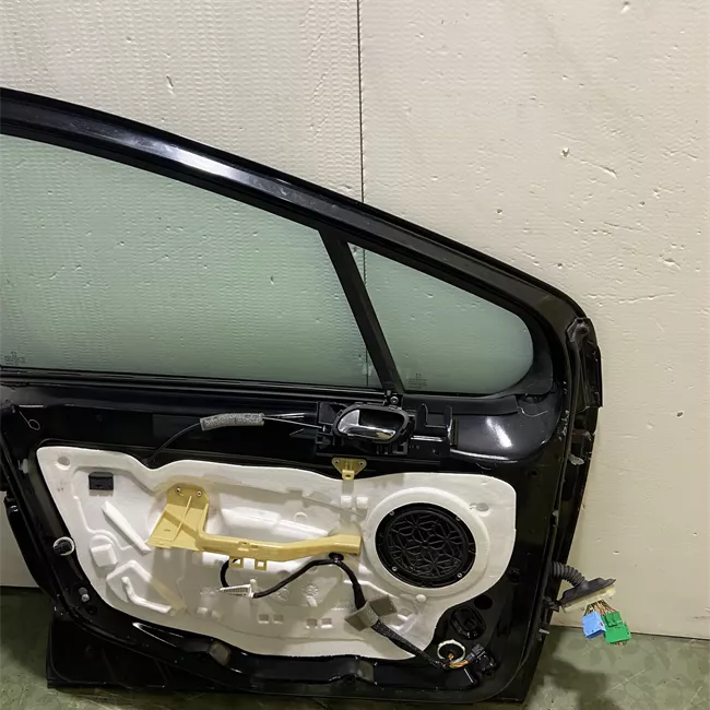 Porta anteriore sinistra