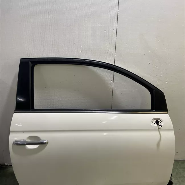 Porta anteriore destra