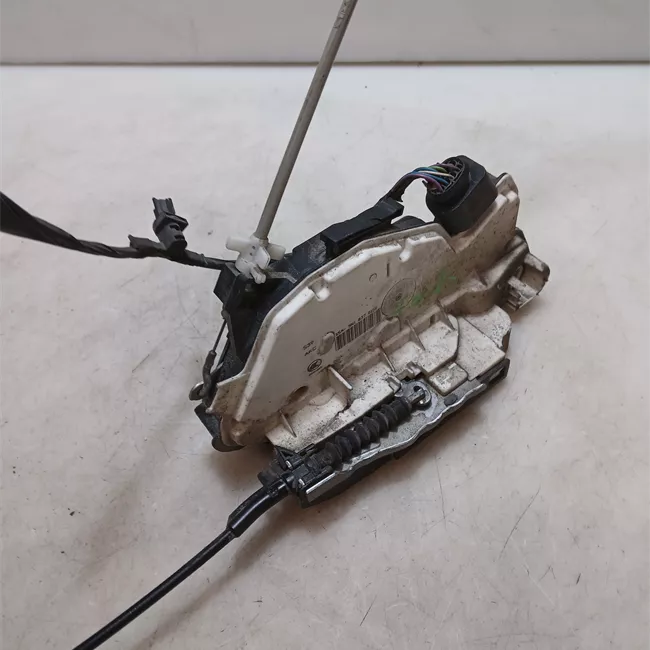 Serratura porta anteriore sinistra con dispositivo sicurezza Safe