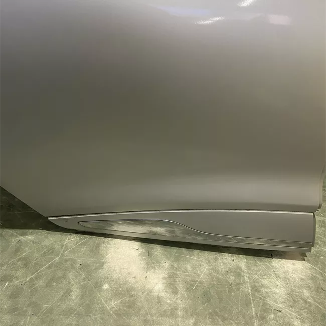 Porta posteriore destra