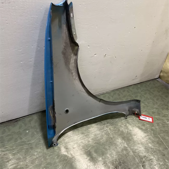 Parafango anteriore sinistro