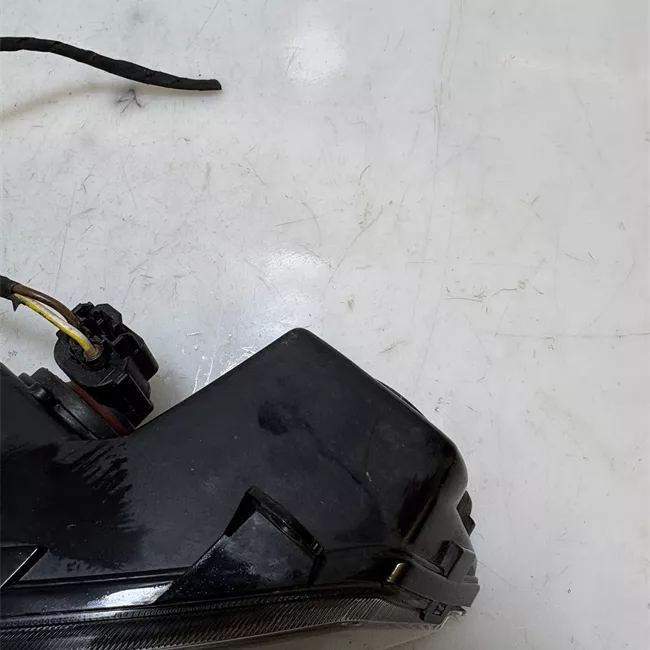 Proiettore fendinebbia destro Fendinebbia