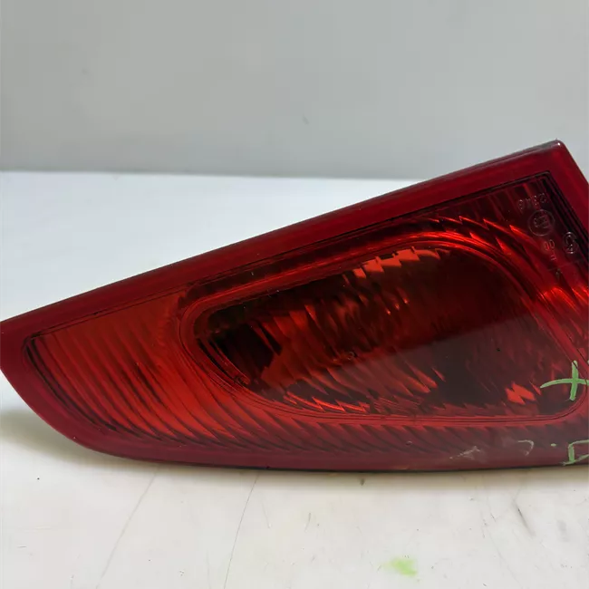 Fanale posteriore parte interno sinistro fendi