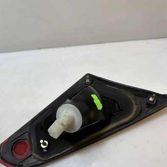 Fanale posteriore parte interno destro retrom