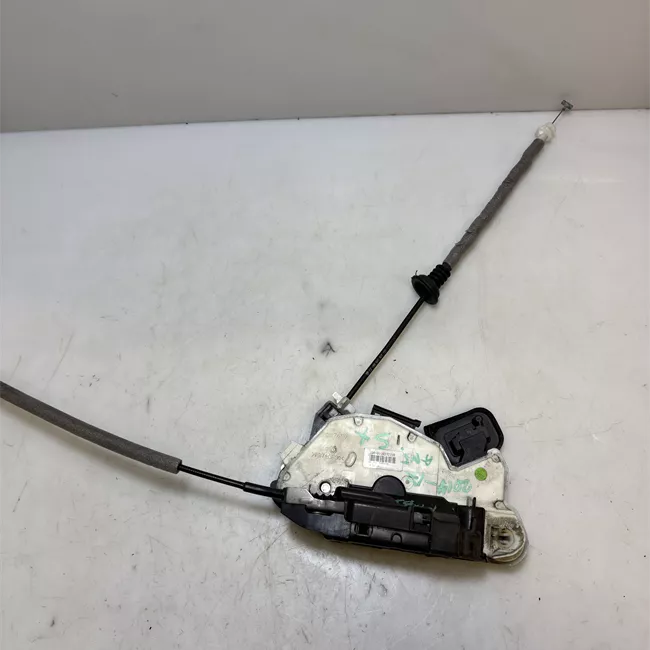 Serratura porta anteriore sinistra