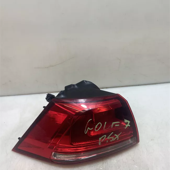 Fanale posteriore parte esterno destro