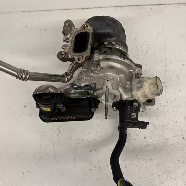 Turbocompressore con collettore scarico