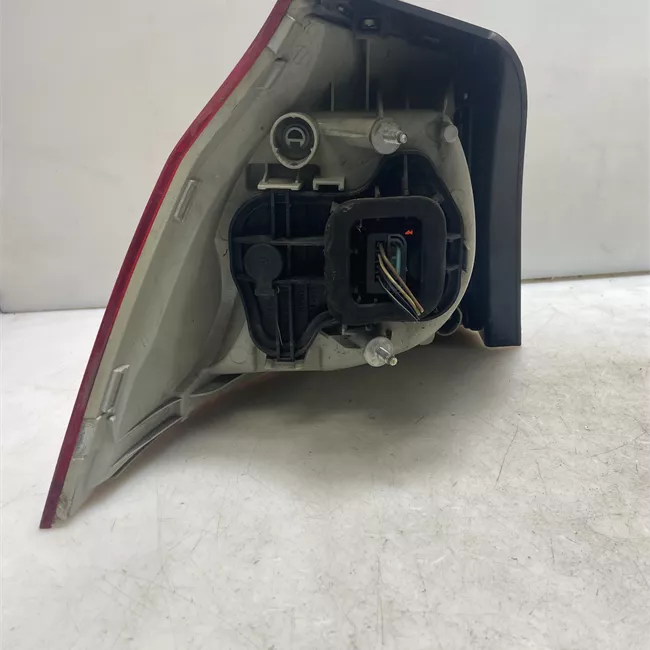 Fanale posteriore parte esterno destro