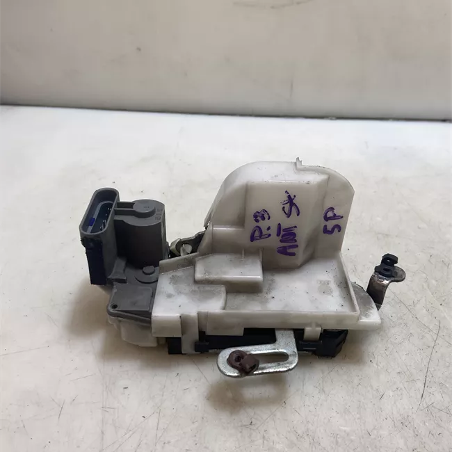 Serratura porta anteriore sinistra