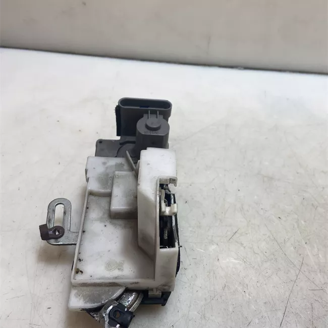 Serratura porta anteriore sinistra