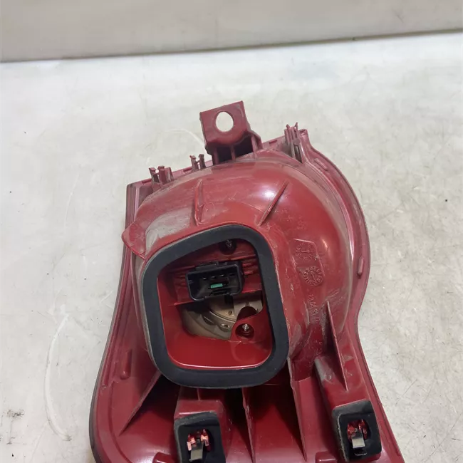 Fanale posteriore parte esterno destro