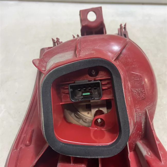 Fanale posteriore parte esterno destro