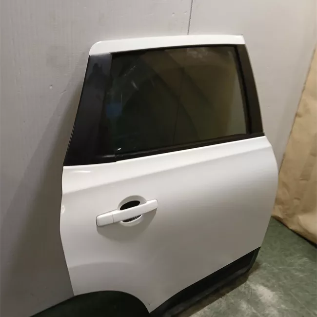 Porta posteriore destra