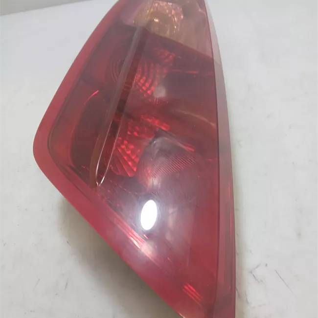 Fanale posteriore sinistro