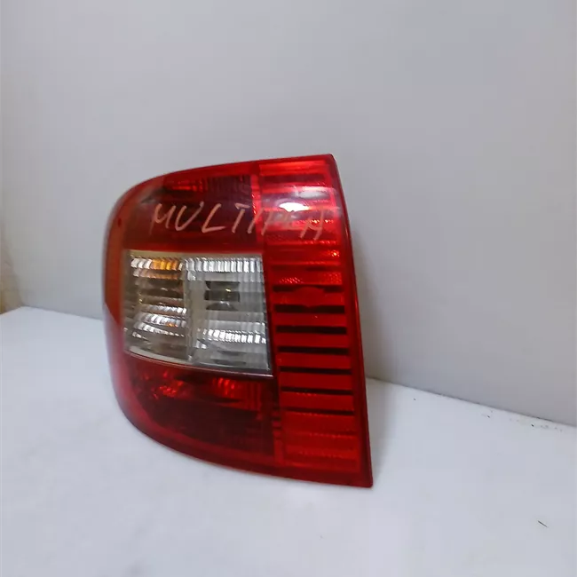 Fanale posteriore sinistro