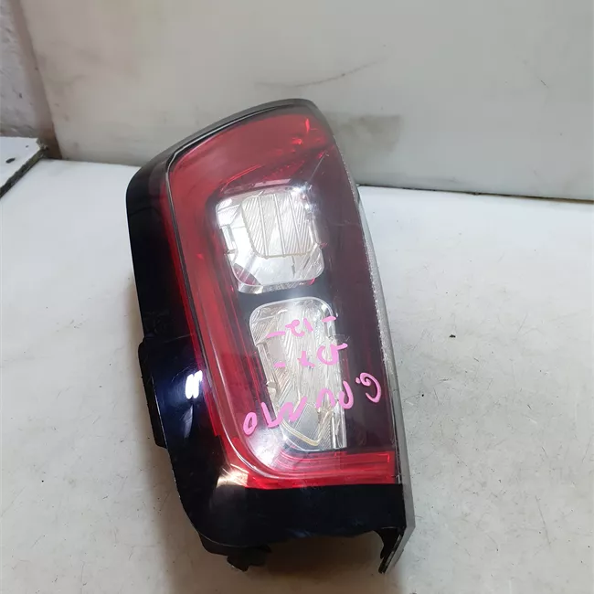 Fanale posteriore destro Racing, Sport