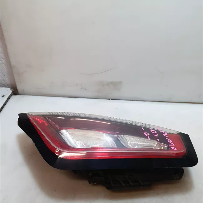 Fanale posteriore destro Racing, Sport