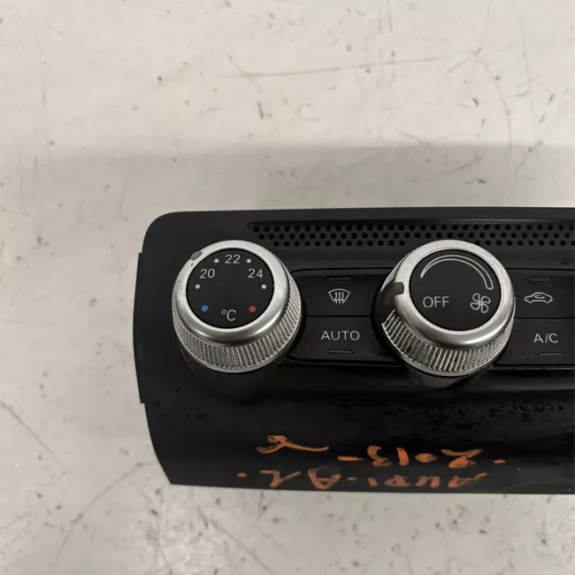 Blocco comando climatizzazione aria condizionata regolazione elettrico nero