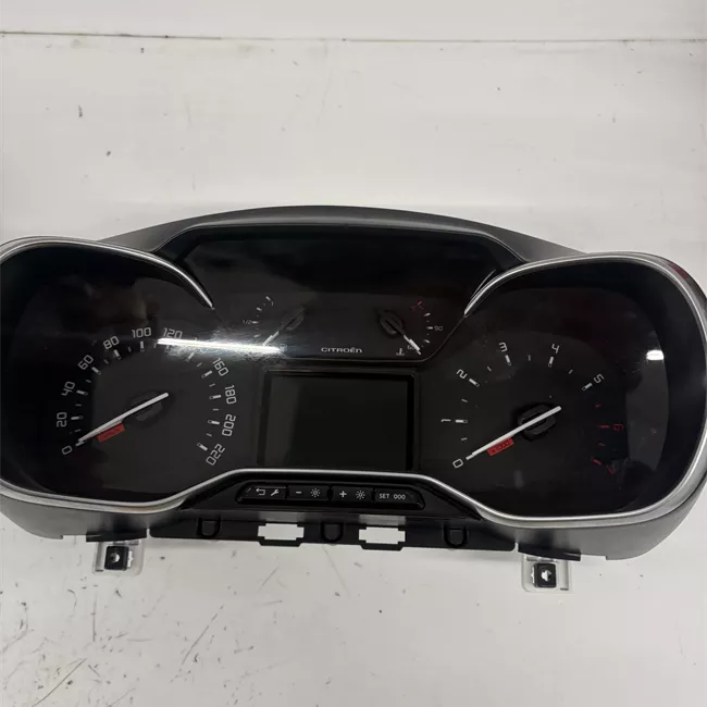 Quadro strumenti completo con quadro stumenti LCD