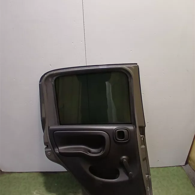 Porta posteriore sinistra