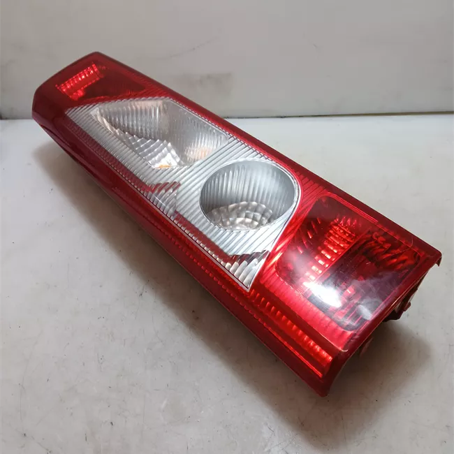 Fanale posteriore sinistro