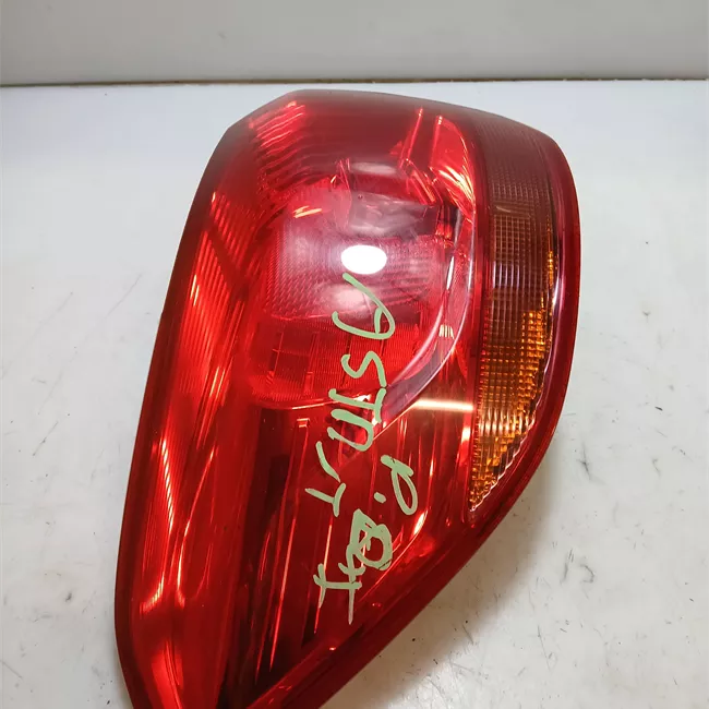 Fanale posteriore parte esterno sinistro