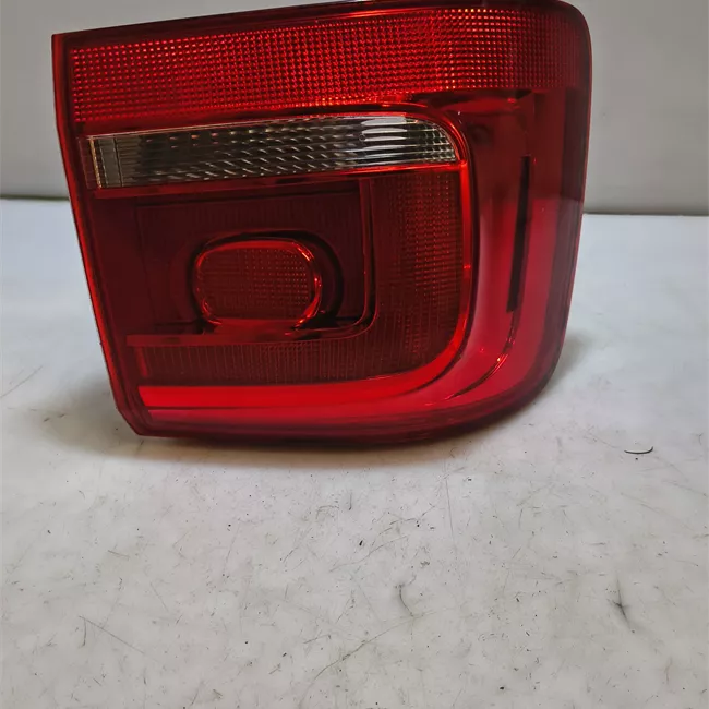 Fanale posteriore parte esterno sinistro