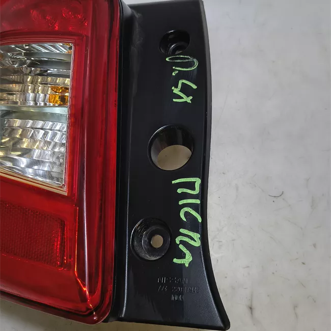 Fanale posteriore sinistro