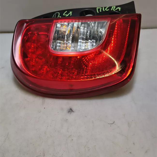 Fanale posteriore sinistro