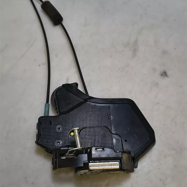 Serratura porta posteriore sinistra