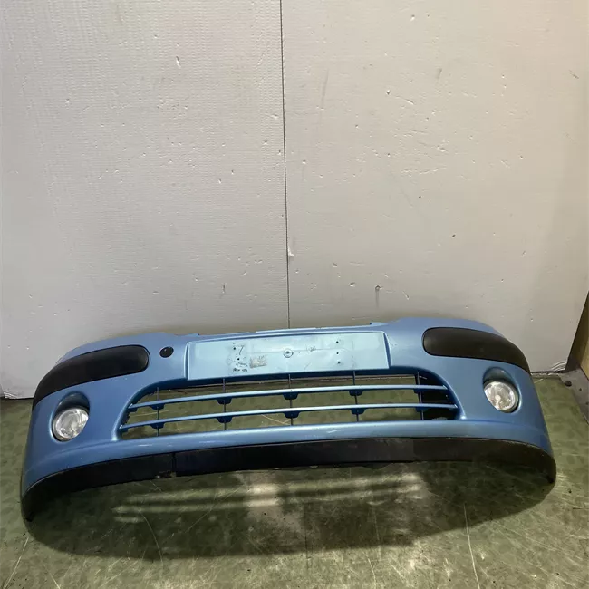 Paraurti anteriore Nastro paraur.tinto massa