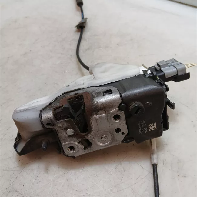 Serratura porta anteriore sinistra