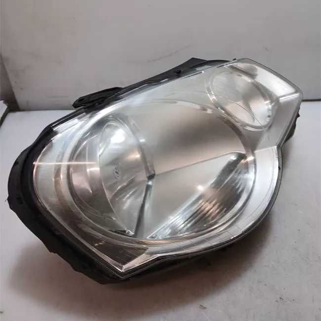 Proiettore destro Valeo