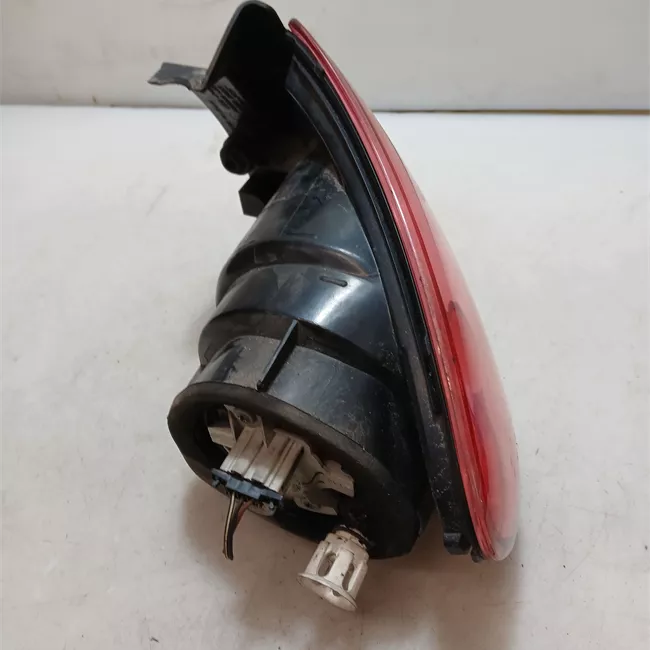 Fanale posteriore sinistro Nero