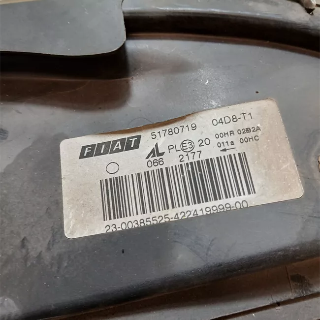 Proiettore destro Restyle 2005/2008