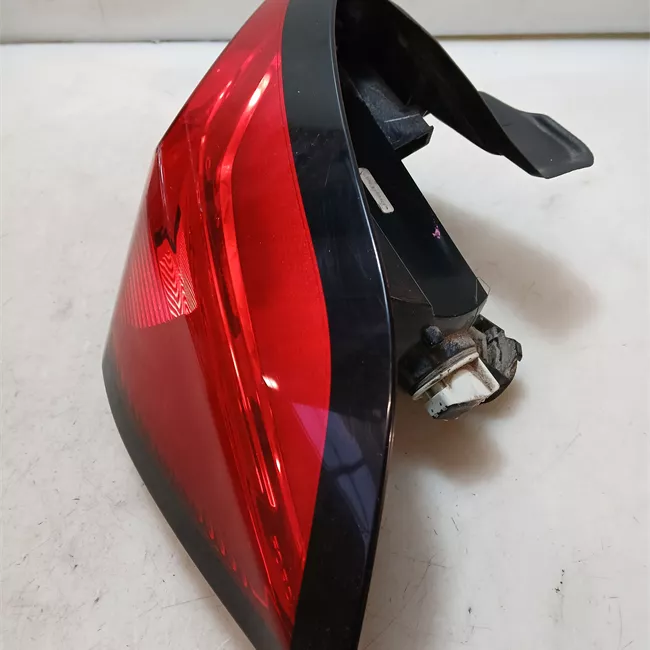 Fanale posteriore parte esterno destro