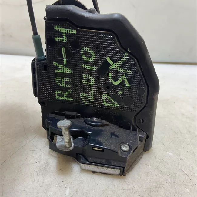 Serratura porta posteriore sinistra