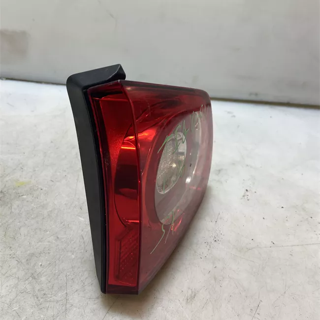 Fanale posteriore parte interno sinistro