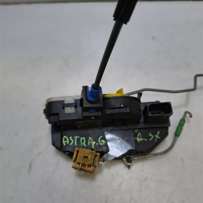 Serratura porta anteriore sinistra