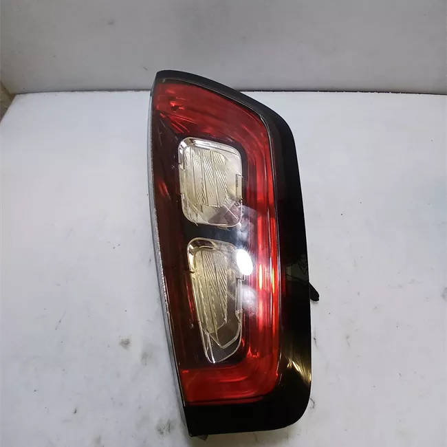 Fanale posteriore sinistro Active, Dynamic, Emotion