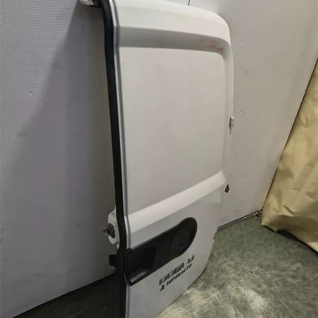 Porta carico posteriore a battente destra Lamierata