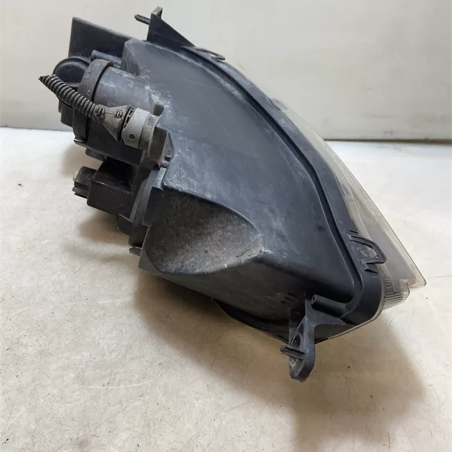 Proiettore destro 07/04<