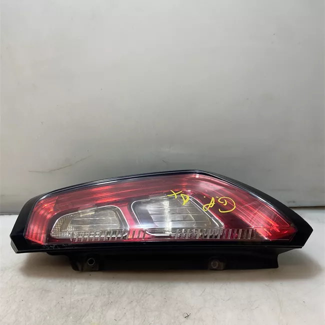 Fanale posteriore destro Racing, Sport